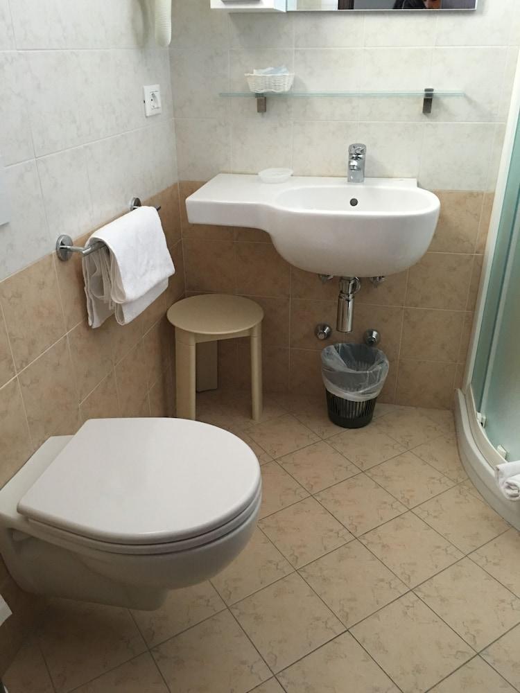 Hotel Plutone Cervia Bagian luar foto