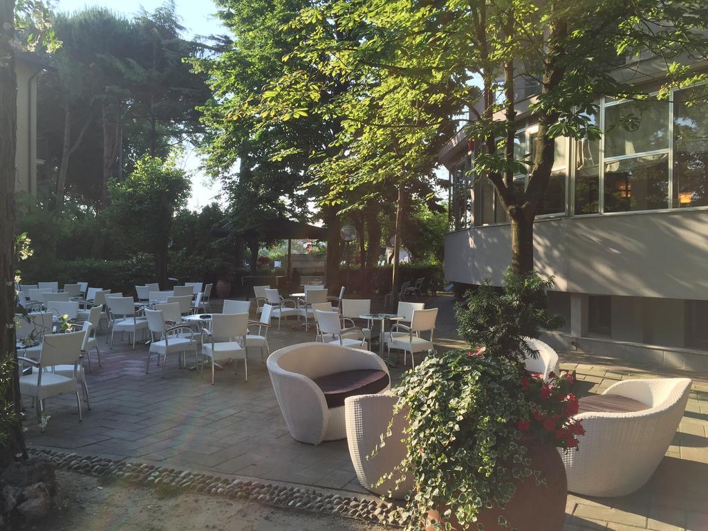 Hotel Plutone Cervia Bagian luar foto